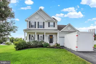 128 Farm House Ln, York, PA 17408 - Photo 3