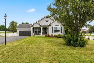 440 Sunset Dr, Hanover, PA 17331 - Photo 1