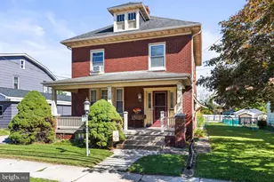 723 Broadway, Hanover, PA 17331 - Photo 1