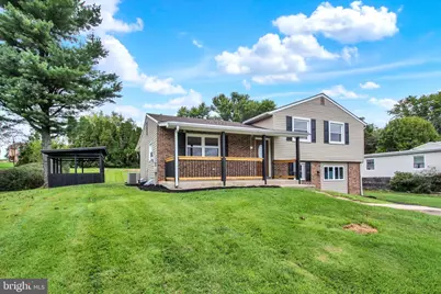 126 Claremont Drive, Seven Valleys, PA 17360 - Photo 3