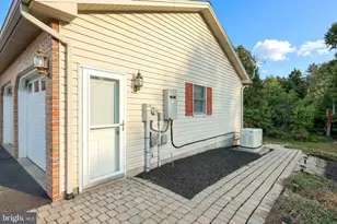 598 Darrow Rd, York, PA 17404 - Photo 11
