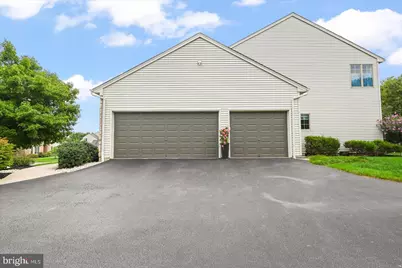 2146 Bernays Drive, York, PA 17404 - Photo 5