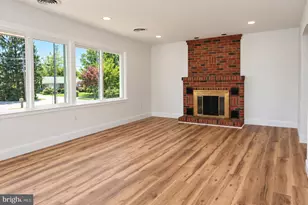 325 Donna Ln, York, PA 17403 - Photo 9