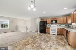 195 Bryn Way, Mount Wolf, PA 17347 - Photo 9