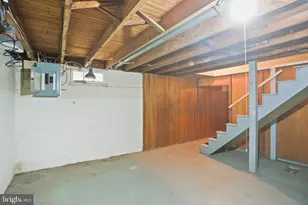 211 W High St, Red Lion, PA 17356 - Photo 27