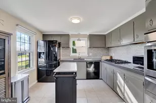 969 Richwill Dr, York, PA 17404 - Photo 5