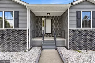 75 S Poplar St, Manchester, PA 17345 - Photo 3
