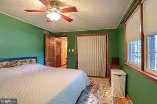537 W Heatherfield Way, Red Lion, PA 17356 - Photo 11