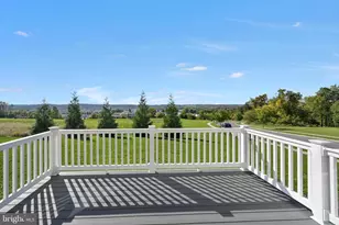 2 Lady Harrington Dr, York, PA 17402 - Photo 19