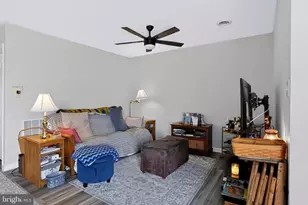 1706 Boxwood Ct, Dover, PA 17315 - Photo 9