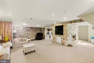 221 N Charles St, Red Lion, PA 17356 - Photo 29