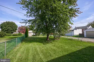 831 E Maple St, York, PA 17403 - Photo 31