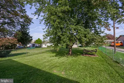831 E Maple Street, York, PA 17403 - Photo 33
