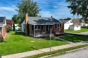 831 E Maple St, York, PA 17403 - Photo 5