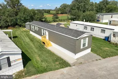 8 Chesapeake Drive, Abbottstown, PA 17301 - Photo 5