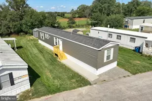 8 Chesapeake Dr, Abbottstown, PA 17301 - Photo 5