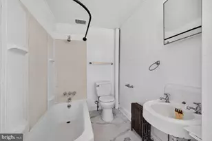 500 W Philadelphia St, York, PA 17401 - Photo 29