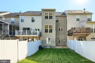 256 Country Ridge Dr, Red Lion, PA 17356 - Photo 5