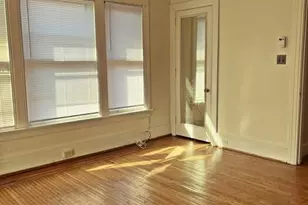 49 S Queen St, York, PA 17403 - Photo 5