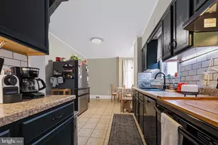 41 E Maple St, Dallastown, PA 17313 - Photo 17
