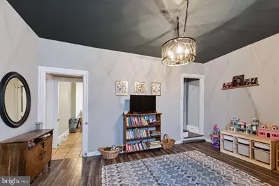 41 E Maple Street, Dallastown, PA 17313 - Photo 11