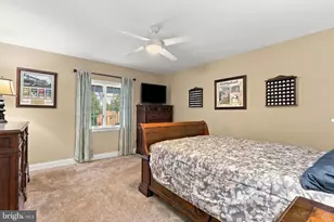 1460 S Wyndham Dr, York, PA 17403 - Photo 53
