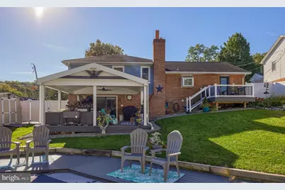 4299 Webster Drive, York, PA 17402 - Photo 5