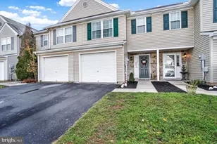 340 Fisher Dr, York, PA 17404 - Photo 1