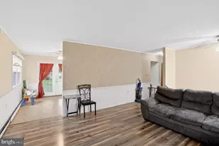 2708 Sunset Ln, York, PA 17408 - Photo 3