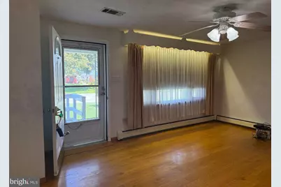 112 E Clearview Drive, Shrewsbury, PA 17361 - Photo 9