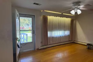 112 E Clearview Dr, Shrewsbury, PA 17361 - Photo 9