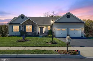 860 Ripple Dr, Hanover, PA 17331 - Photo 1