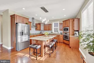915 Wetherburn Dr, York, PA 17404 - Photo 9