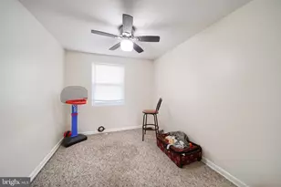 891 E Kings Ct, York, PA 17403 - Photo 23