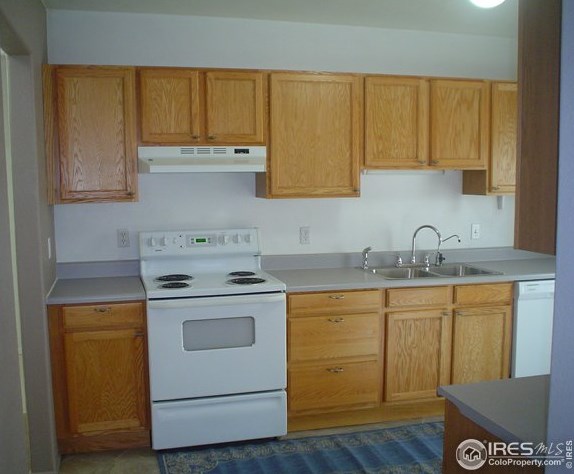 230 7th Ave, Sterling CO 80751-2940 exterior