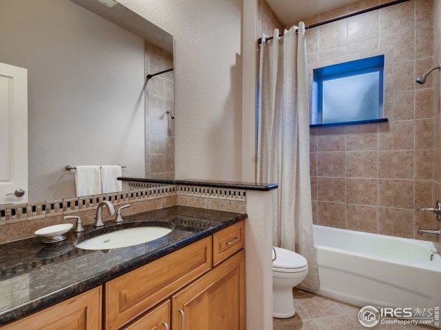 160 Commander Cir, Erie CO 80516-8147 exterior