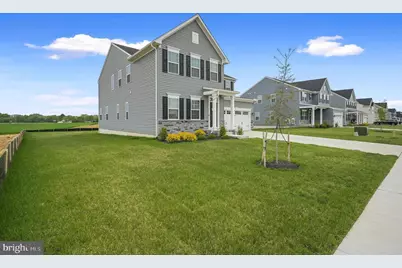 200 Charleston Circle, Dover, DE 19904 - Photo 1