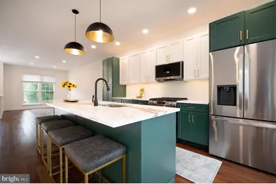 916 N Waterford Lane, Wilmington, DE 19808 - Photo 1