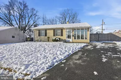 44 Wardor Avenue, New Castle, DE 19720 - Photo 1