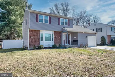 105 Layton Drive, New Castle, DE 19720 - Photo 1
