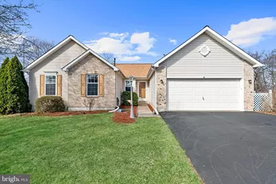 203 N Barrington Court, Newark, DE 19702 - Photo 1