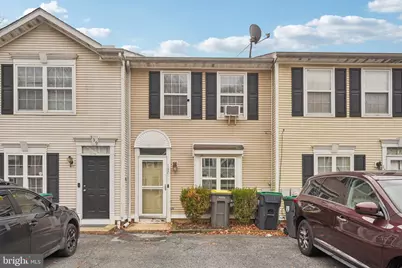137 Creekside Court, Newark, DE 19702 - Photo 1