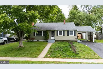 63 W Stephen Drive, Newark, DE 19713 - Photo 1