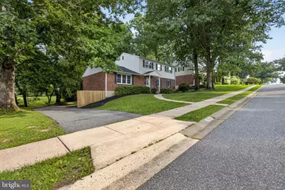 806 N Country Club Drive, Newark, DE 19702 - Photo 1