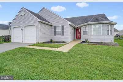 122 W Flagstone Drive, Newark, DE 19702 - Photo 1