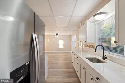 545 Buffalo Avenue, Egg Harbor City, NJ 08215 - Photo 1