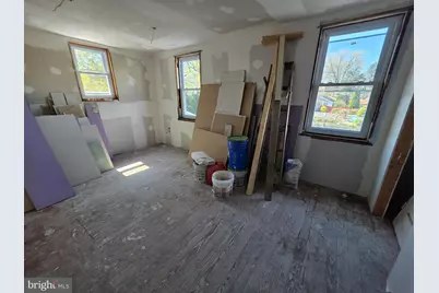 300 York Street, Burlington, NJ 08016 - Photo 17