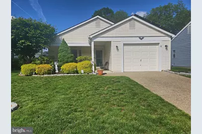 68 Finchley Court, Southampton, NJ 08088 - Photo 1