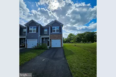 38 Peregrine Way, Burlington, NJ 08016 - Photo 1
