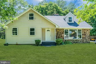 211 Georgetown Wrightstown Road, Wrightstown, NJ 08562 - Photo 1